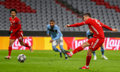 Lewandowski v zápase Ligy majstrov Bayern - Lazio